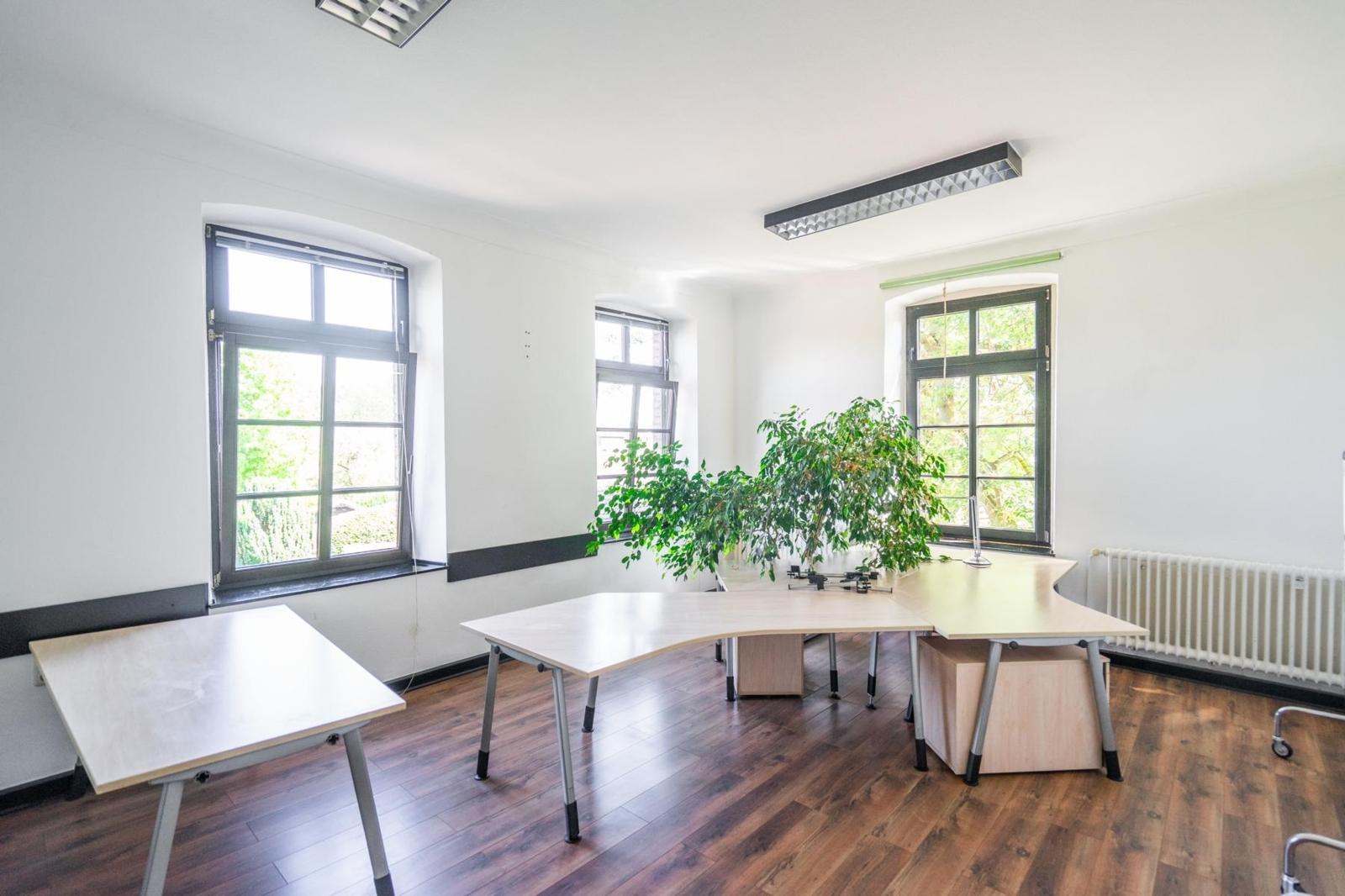 Büro 1 1.OG "Herrenhaus"