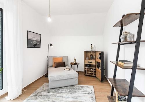 Arbeitszimmer OG