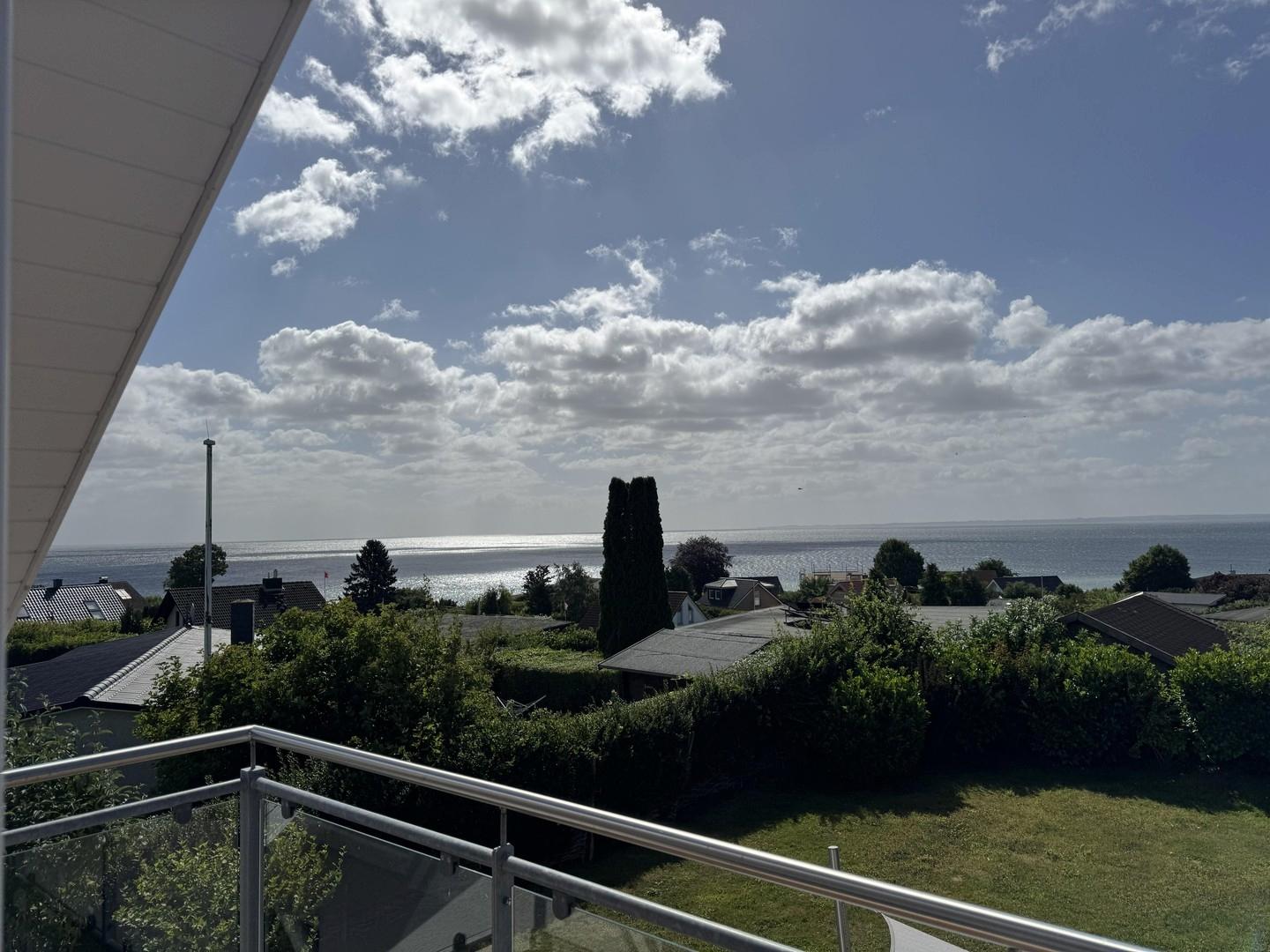 Blick vom Balkon nach Ost