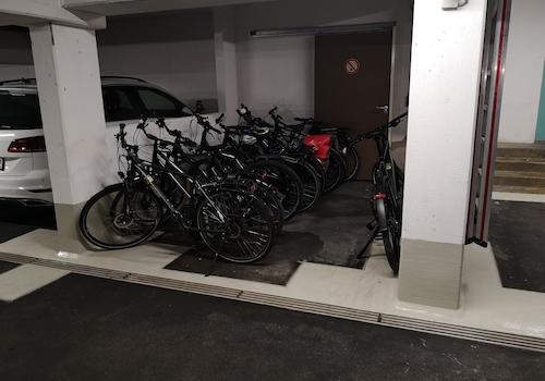 Fahrradabstellplatz in der Tiefgarage
