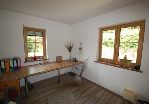 Büro/Schlafzimmer im EG