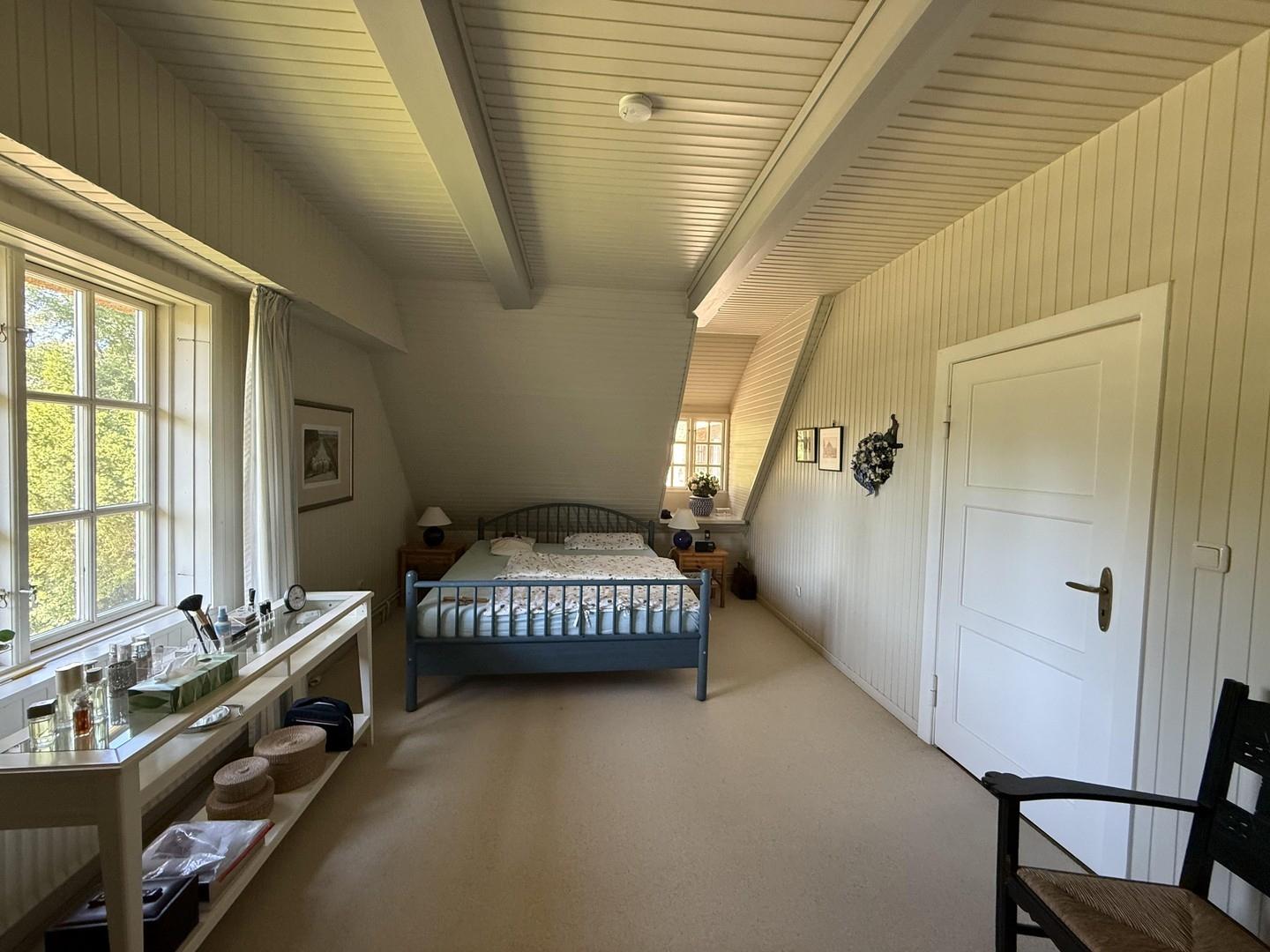 Whg. 1 OG Schlafzimmer 1