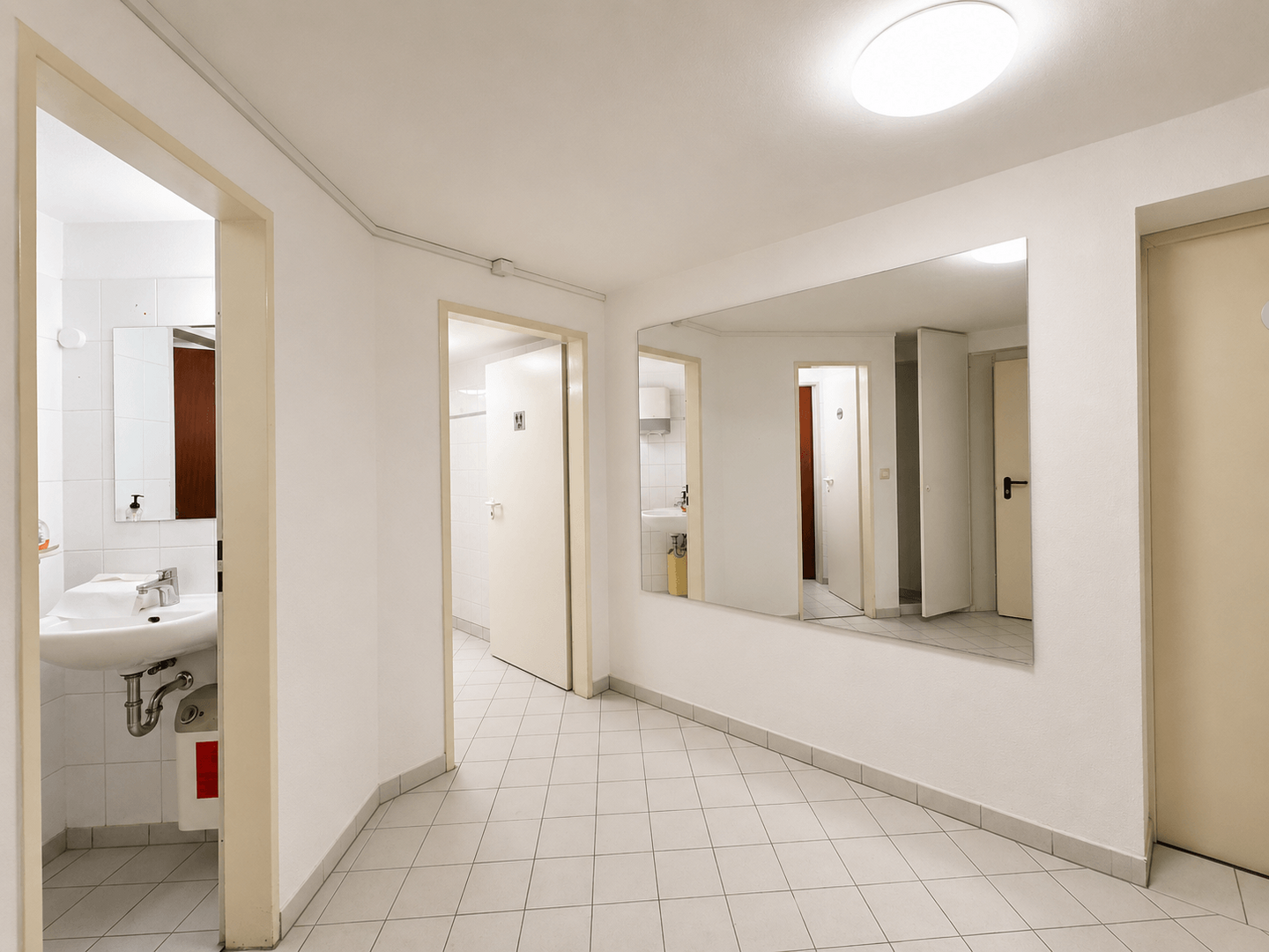 WC Foyer