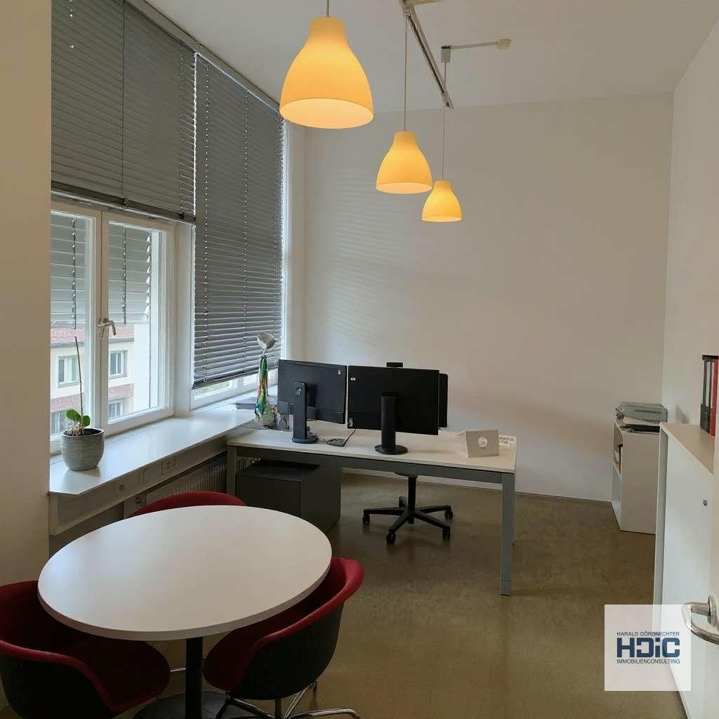 Arbeitszimmer