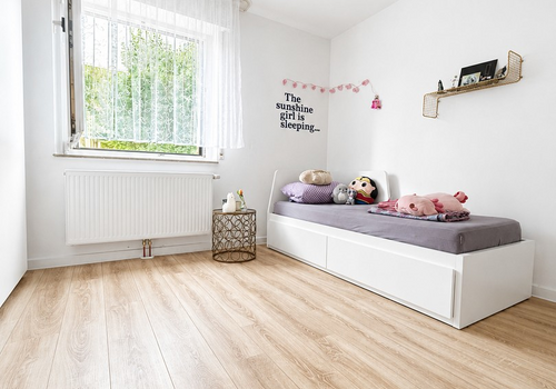 KINDERZIMMER / BÜRO