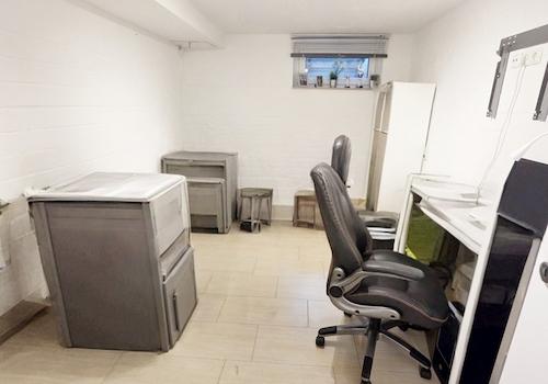 Keller Büro