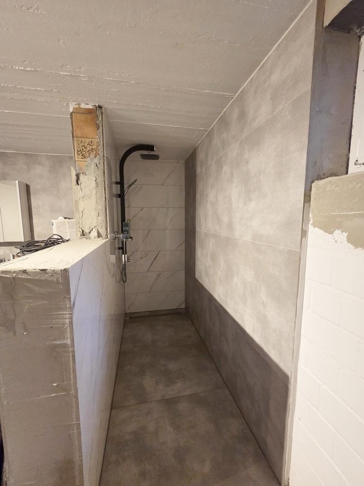 Keller Aupair-Dusche