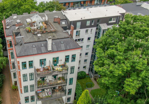 Luftbild mit Rooftop-Terrace