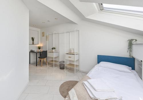 Schlafzimmer 2
