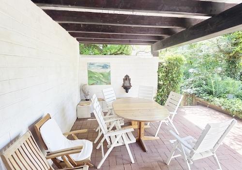 EG überdachte Terrasse