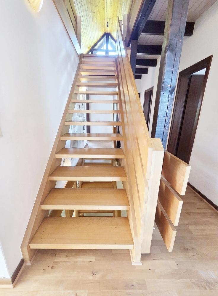 DG Treppe