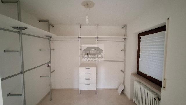 Schrank in Kinderzimmer 2