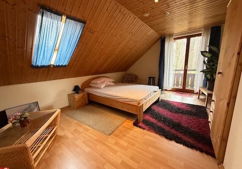 Schlafzimmer im DG