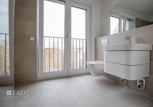 Modernes Badezimmer