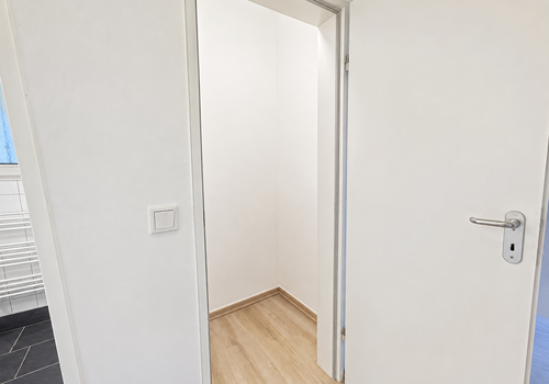 Abstellkammer I