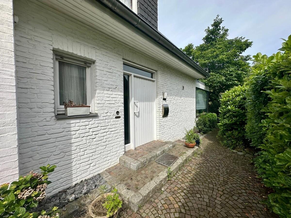 Haustür Anbau