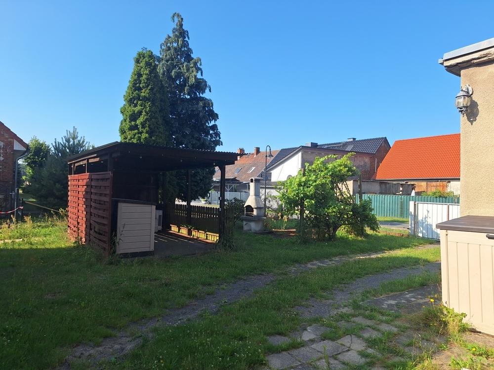 Grundstück