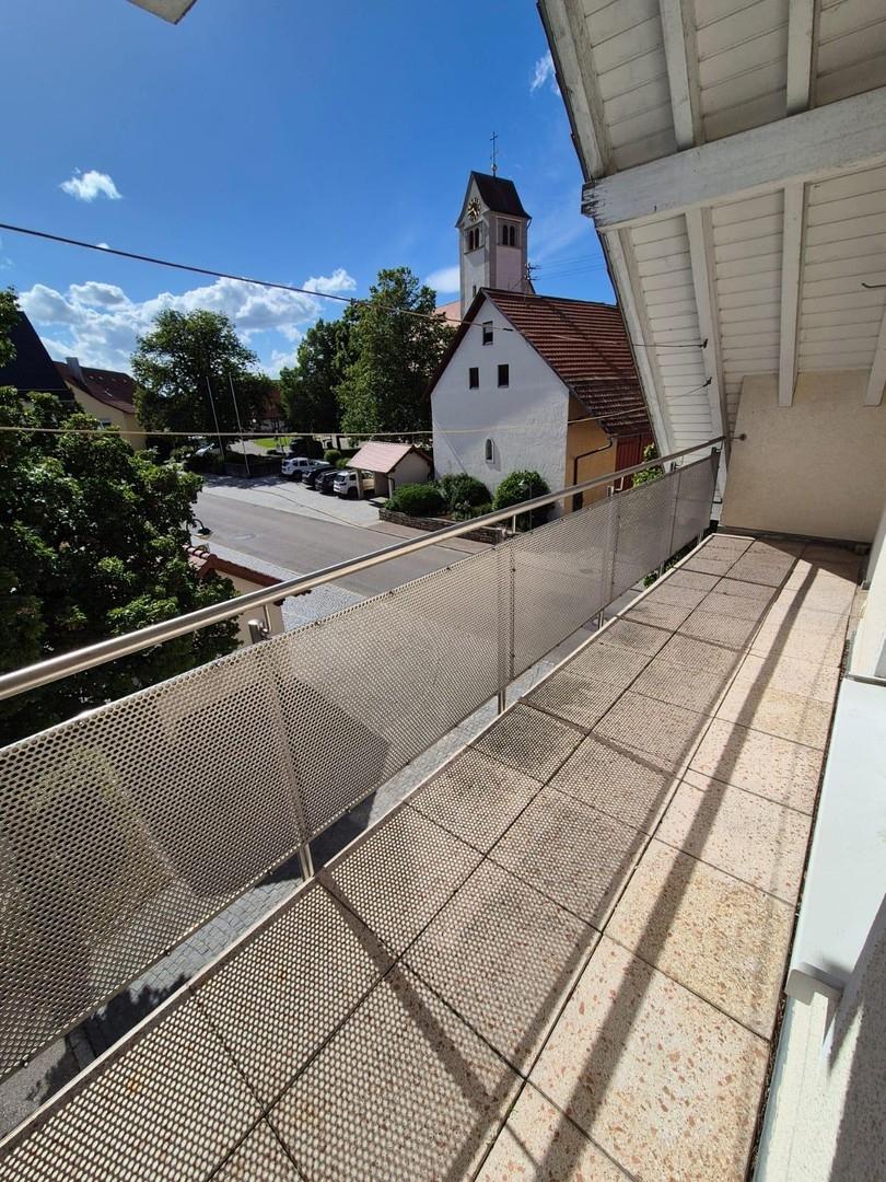 Balkon (Zugang Schlafzimmer)