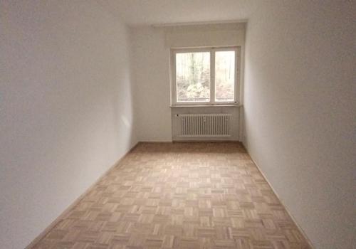 Kinder- bzw. Arbeitszimmer
