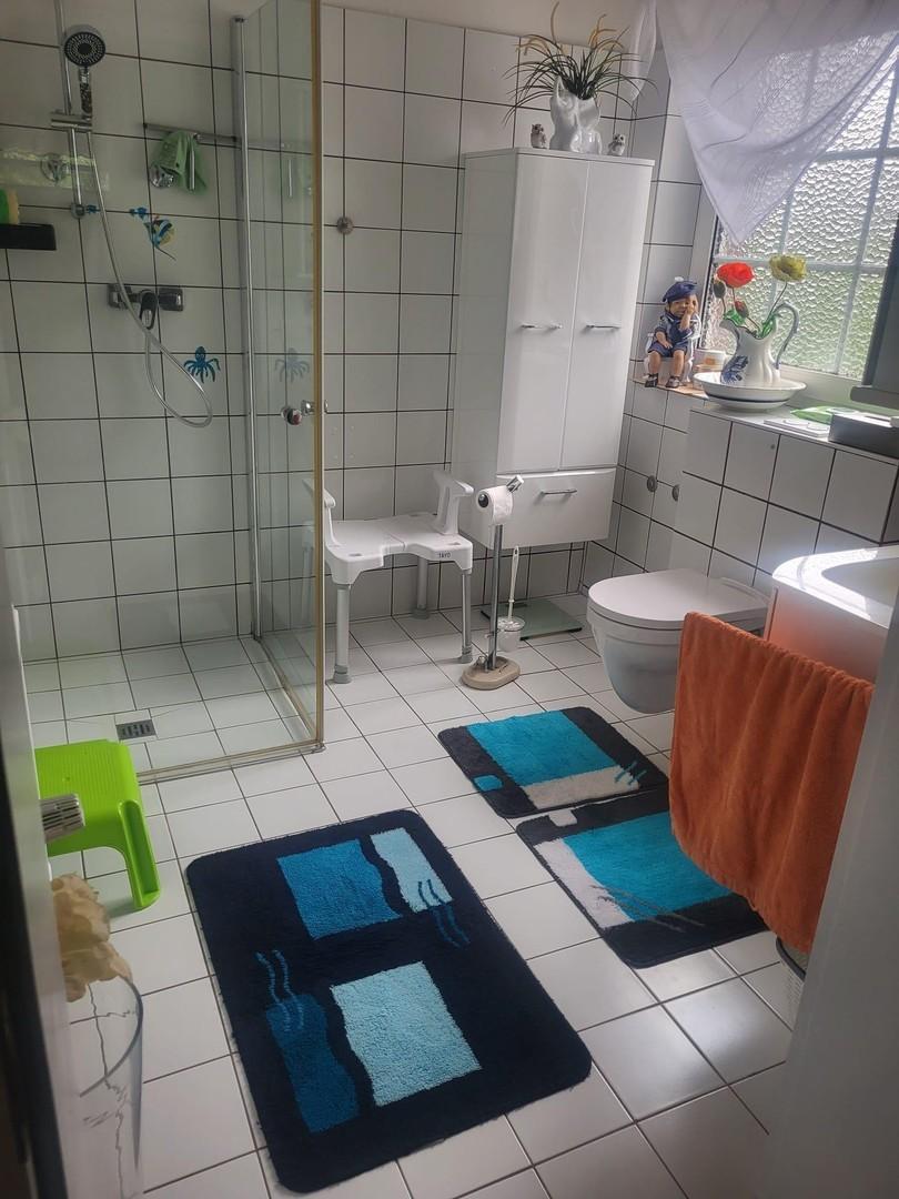 Badezimmer EG