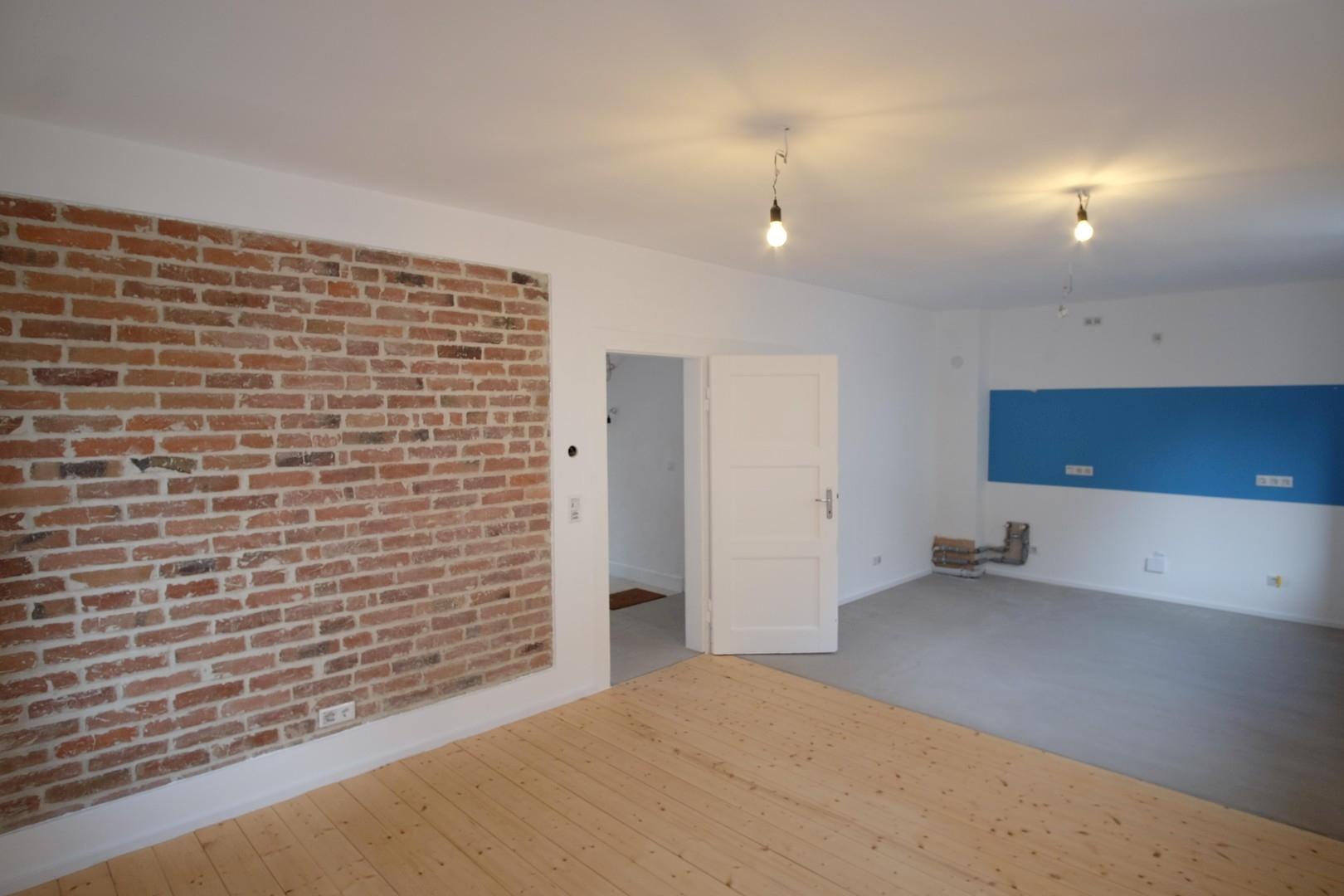 EG Wohnzimmer Küchensicht