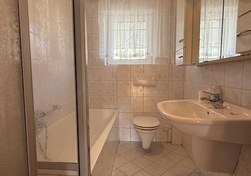 Badezimmer EG