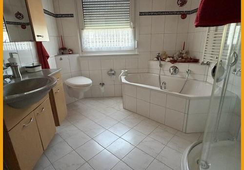 Badezimmer EG