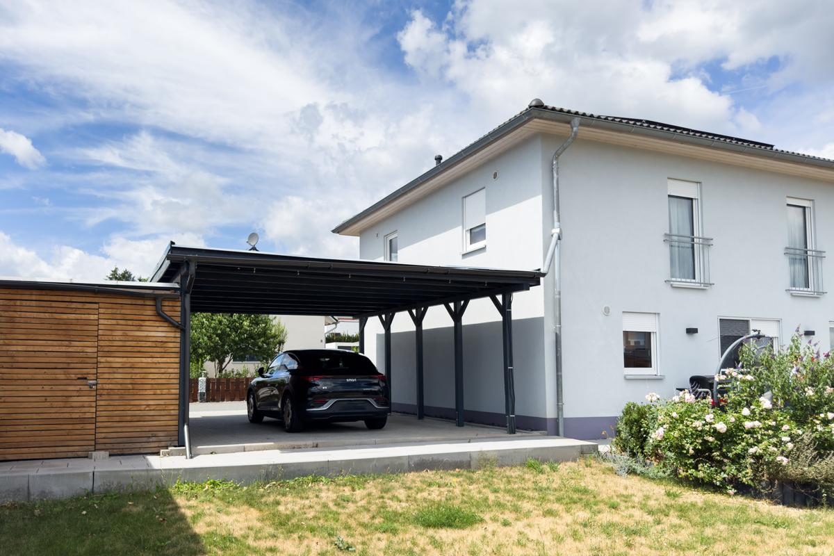 Außenansicht Carport Gartenhaus