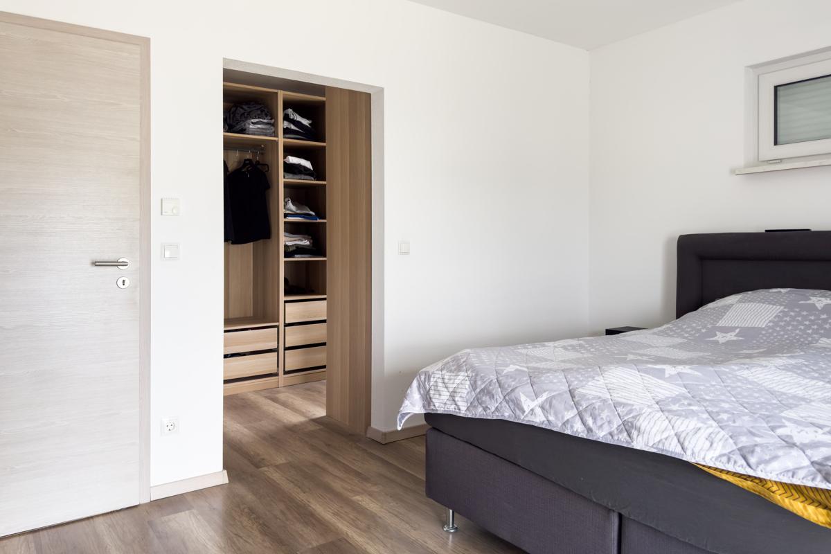 Zugang zum Ankleidezimmer