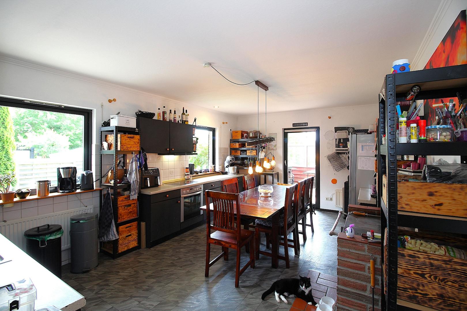 Wohnküche mit Terrassenzugang
