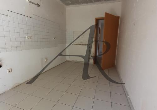 Küche mit Balkon