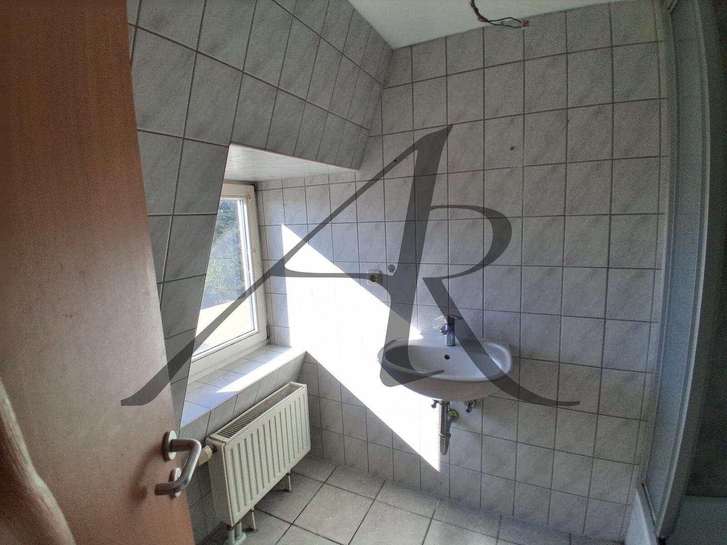 Tageslichtbad mit Dusche