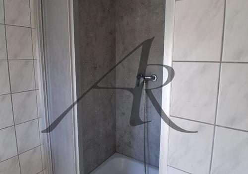 Tageslichtbad mit Dusche