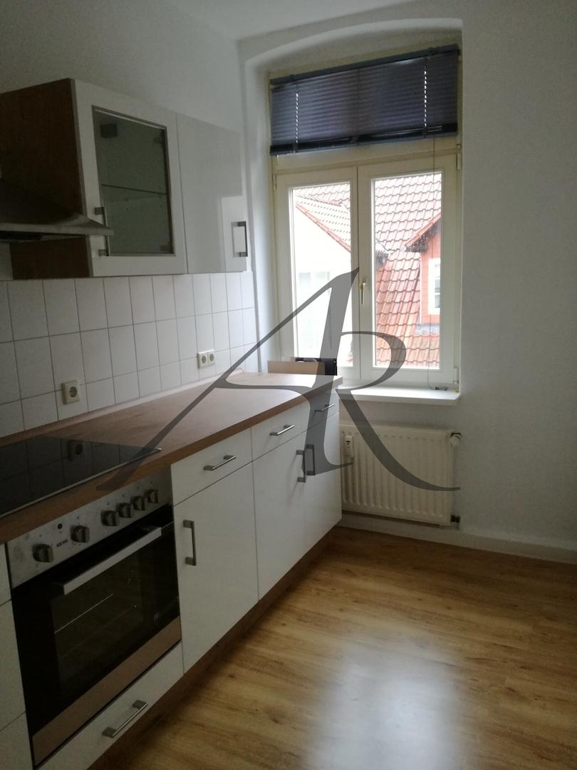 Küche mit Einbauküche