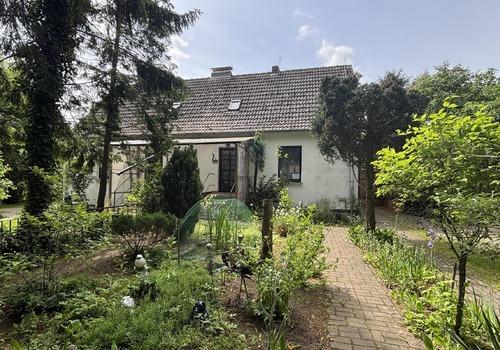 Straßenansicht rechts
