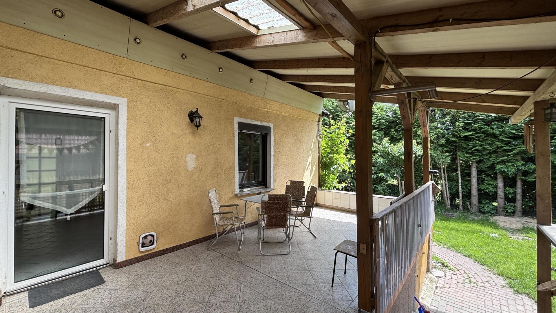 Terrasse links