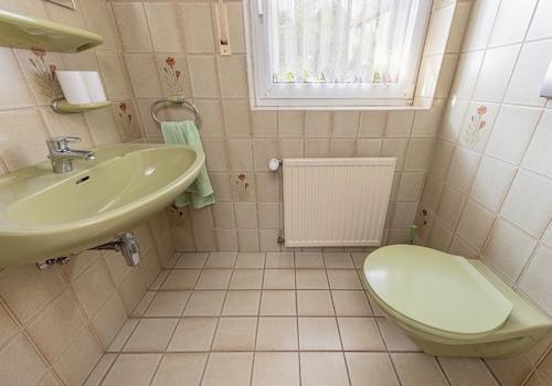Gäste-WC mit Tageslicht
