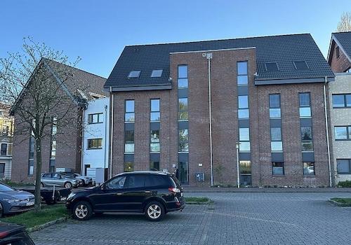 Blick von vorn (Bahnhofsseite)