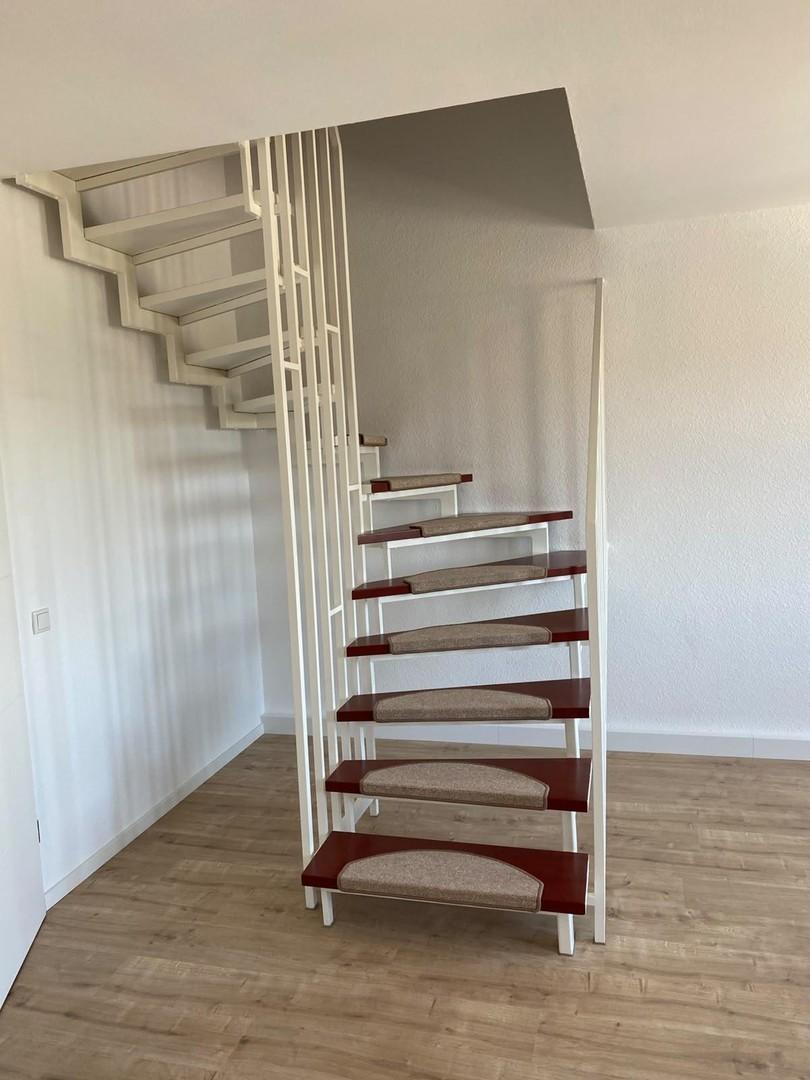 Treppe zur oberen Etage
