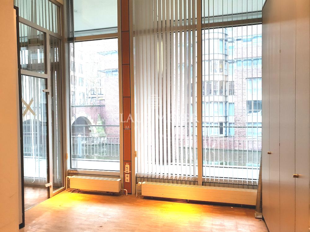 im Büro 