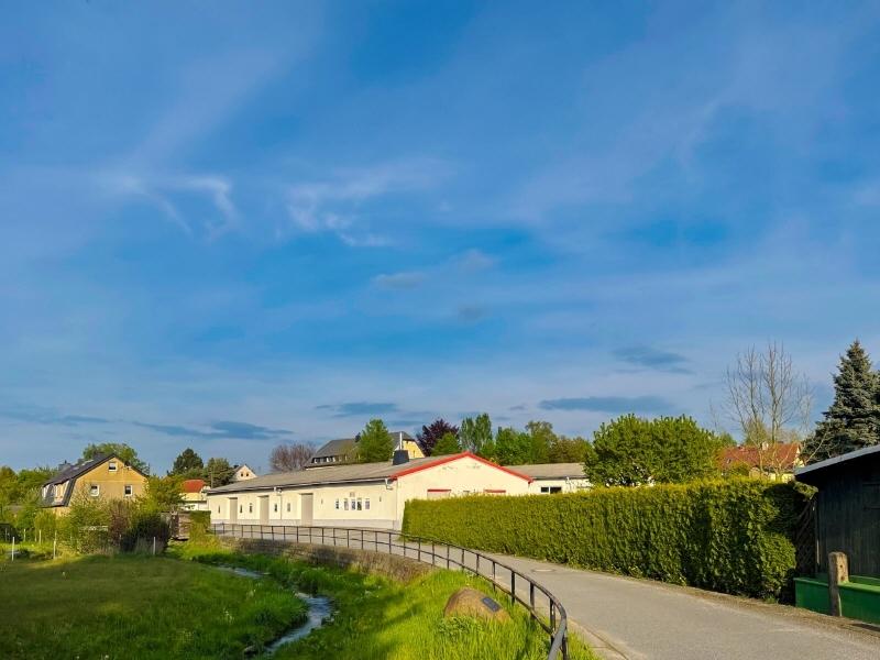 Zufahrt (1)