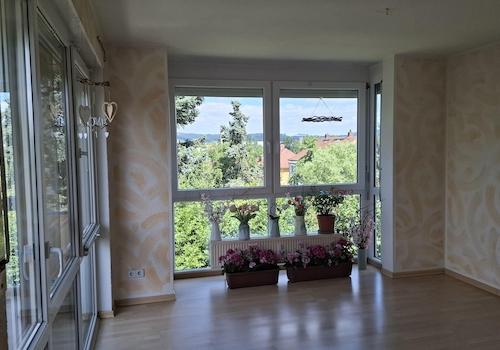 Wohnzimmer, große Glasfront