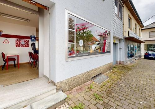 Außenansicht Gewerbeeinheit