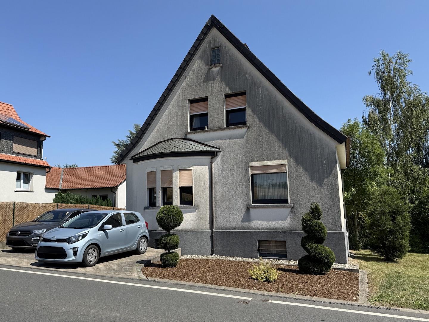 Vorderansicht Wohngebäude