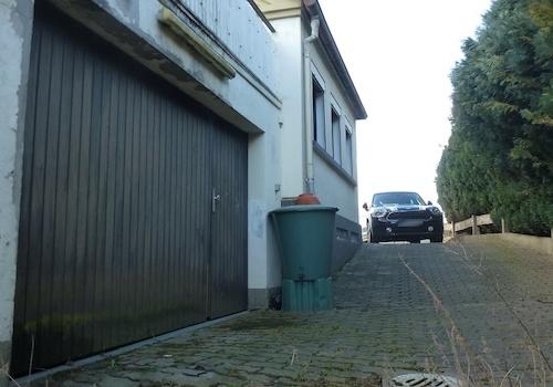 Garage und Stellplatzmöglichkeiten