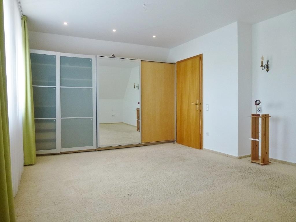Elternschlafzimmer (Dachgeschoss)