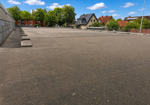Parkdeck mit 35 Stellplätze