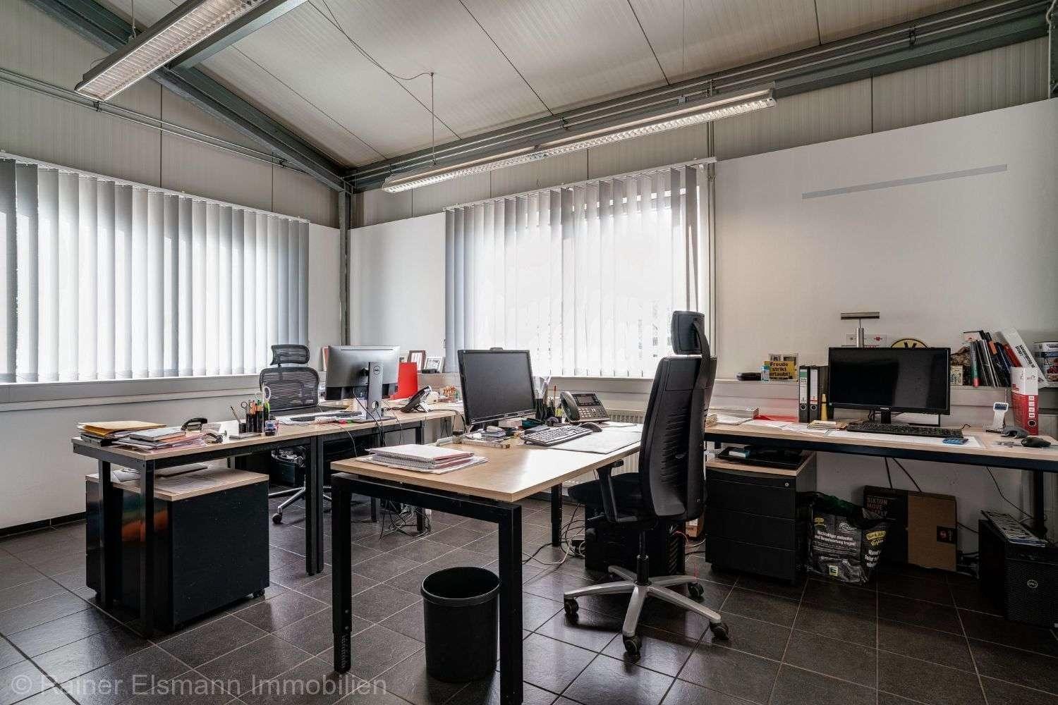 Büro