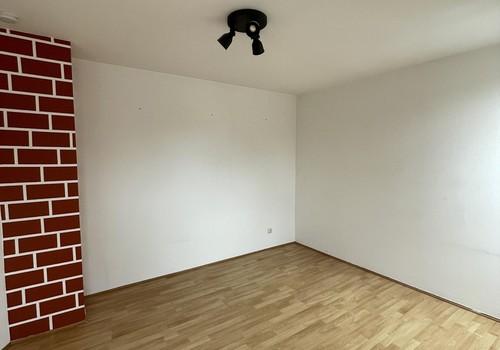 Zimmer groß  unten 
