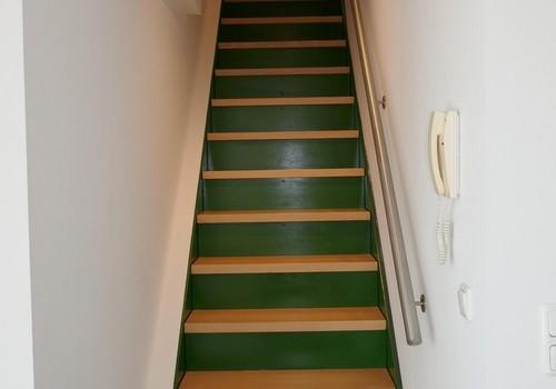 Treppe zur oberen Etage 